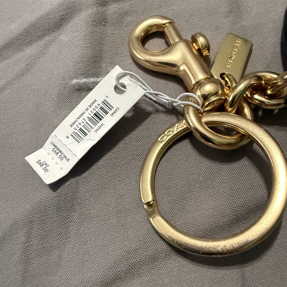 Coach- NWT charm/key chain - Picture 2 of 3